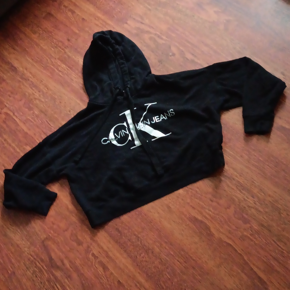 Calvin‎ Klein cropped hoodie